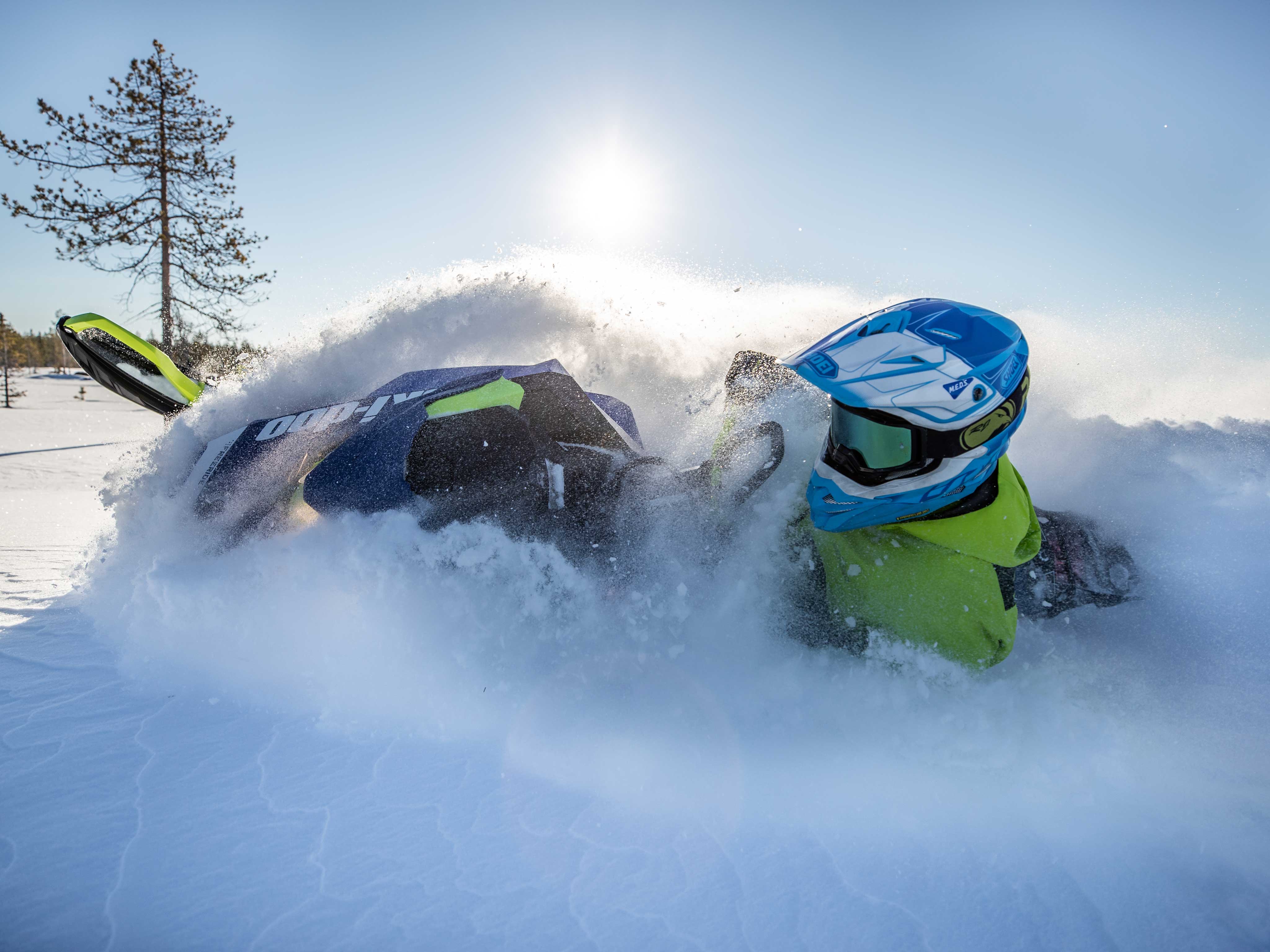 Rasmus Johansson, Ski-Doo Ambassador in Deep-Snow